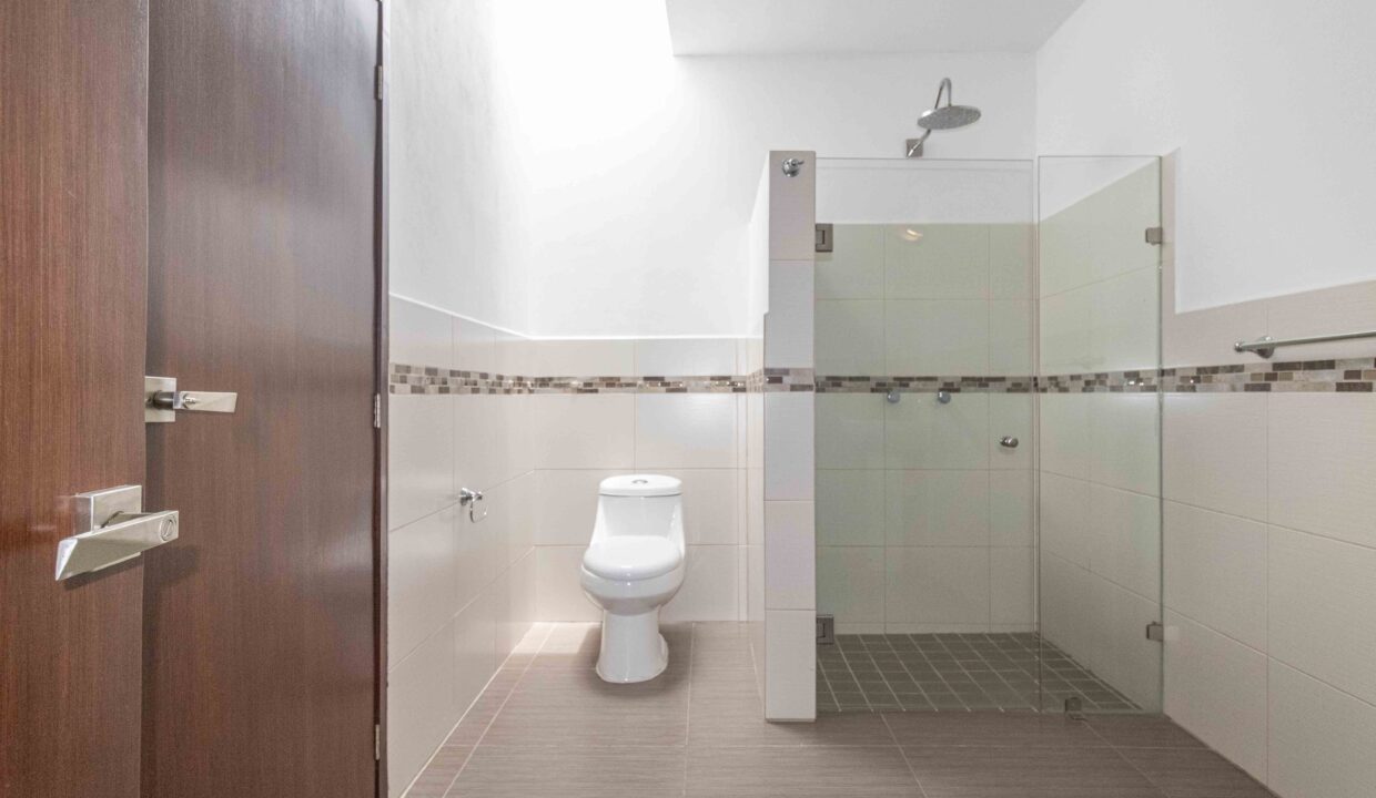 casa-venta-el cielo country club-palomar (19)